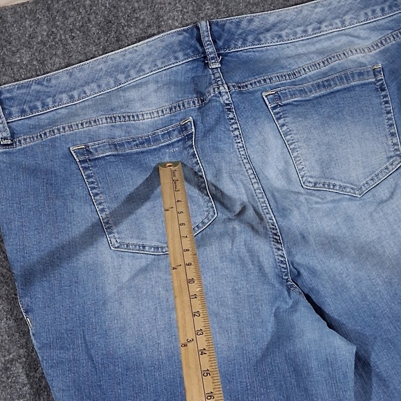 TORRID Jeans Womens 20R(40x30) Crop Boyfriend Stretch Jeans ‎ Mid Rise - Picture 10 of 15